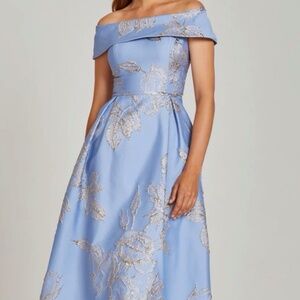 Worn once for my daughter’s wedding and will not wear again.